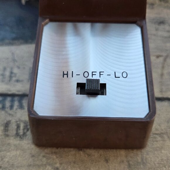 Vintage Pixar Inspired Brown Compact Expandable Desk Lamp - Picture 6 of 16